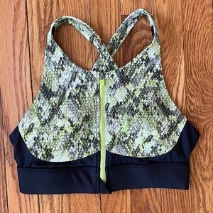 *NWOT* Fabletics Sports Bra